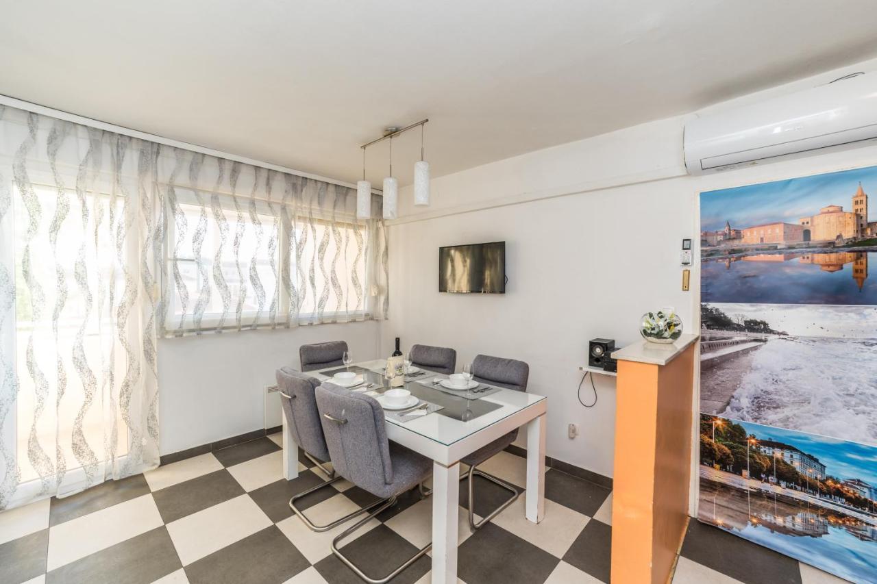 Apartment Mihaela Zadar Exteriör bild